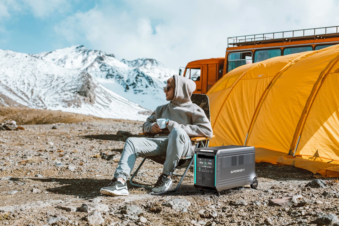 Portable Solar Generators: RV, Camping & Backup Guide