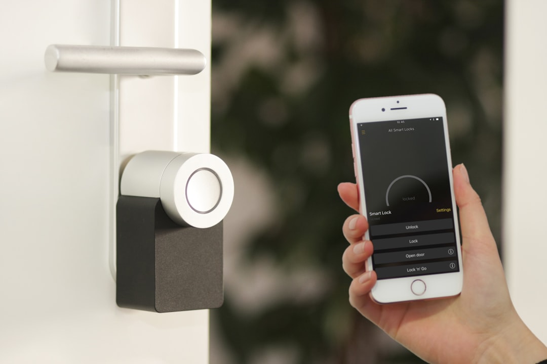 Smart Home for Beginners: Hubs, Protocols, Room Setup