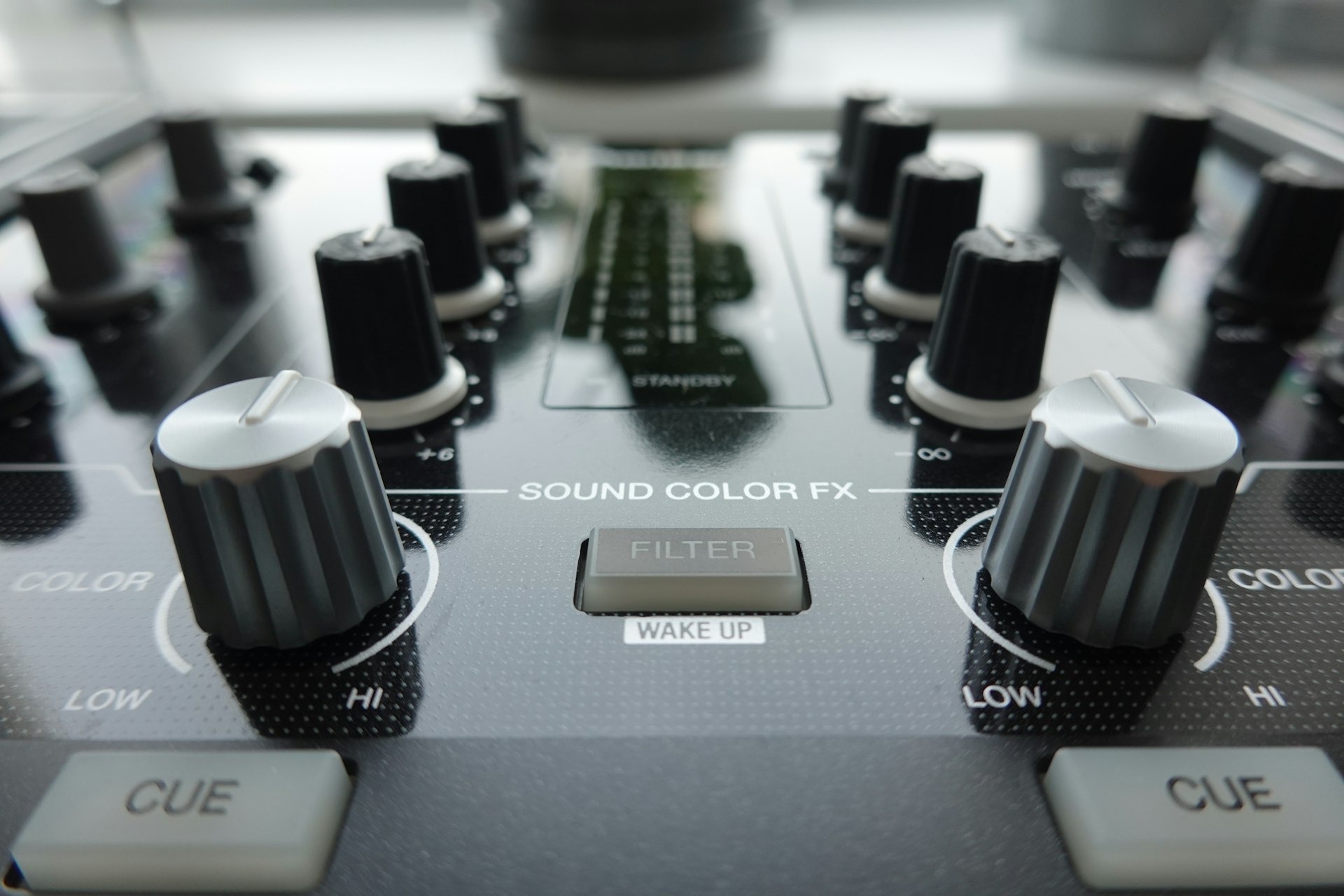 Immersive Gameplay: How Sound Design Transforms Player Experience