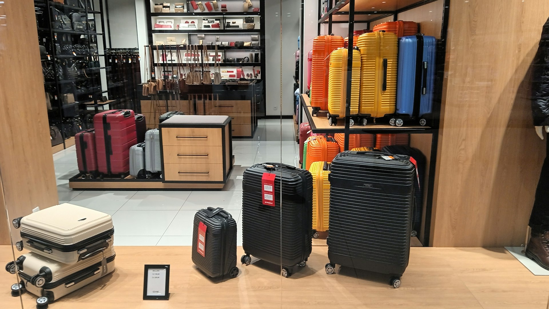Connected Travel: The Future of Smart Luggage and Next-Generation Travel Gear