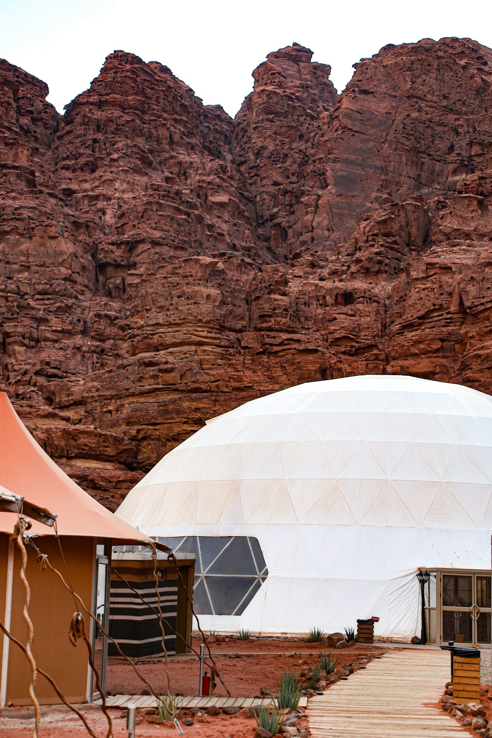 Ultimate Guide to Glamping Experiences in Remote Locations